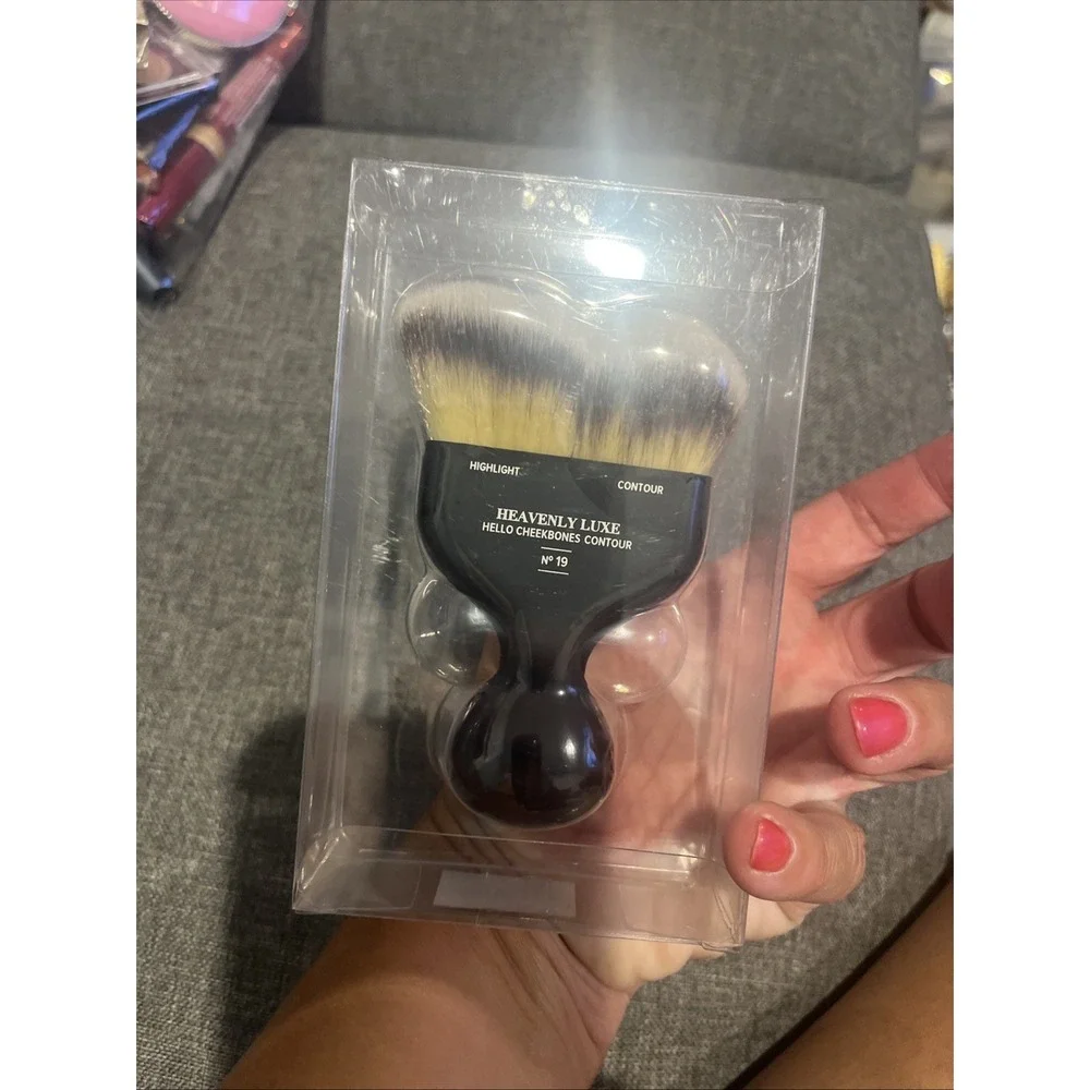 IT Cosmetics Hello Cheekbones Bronzer & Highlighter Duo with Contour Brush